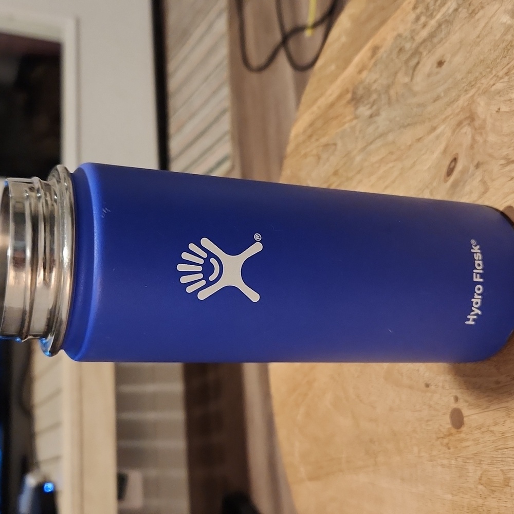 Hydro Flask 20oz wide mouth Bottle